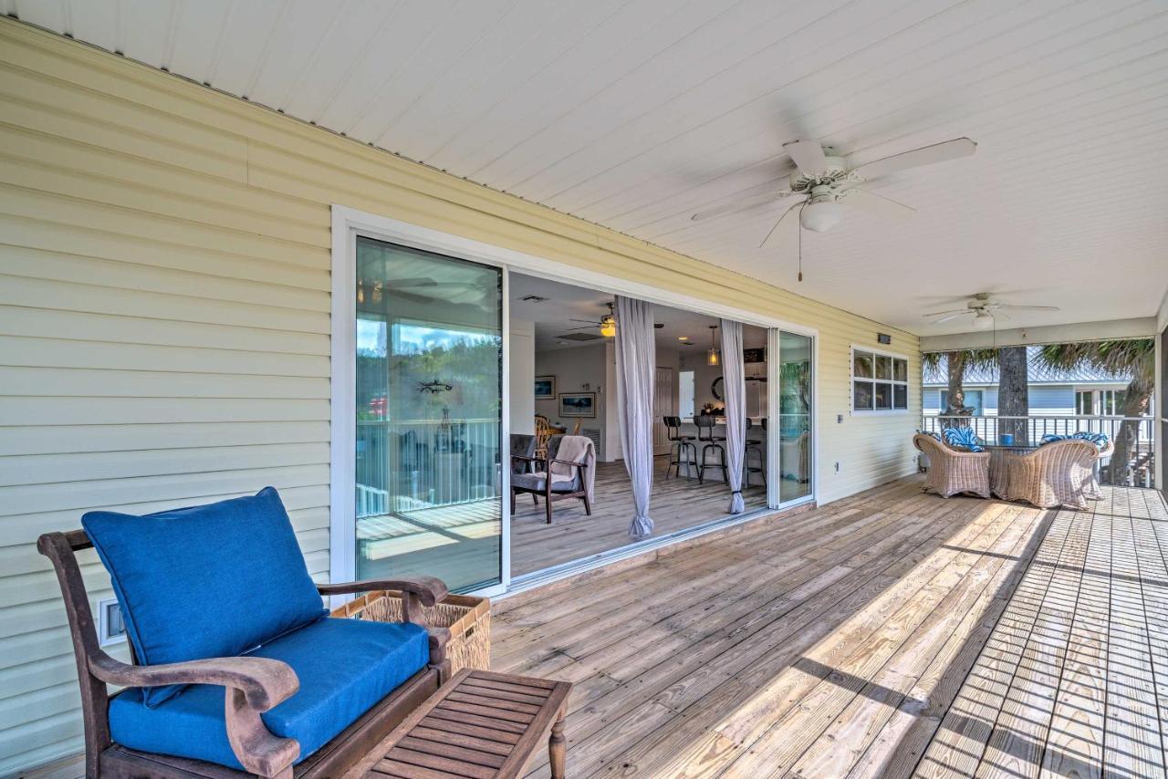 Withlacoochee River House With Dock And Kayaks! Yankeetown المظهر الخارجي الصورة