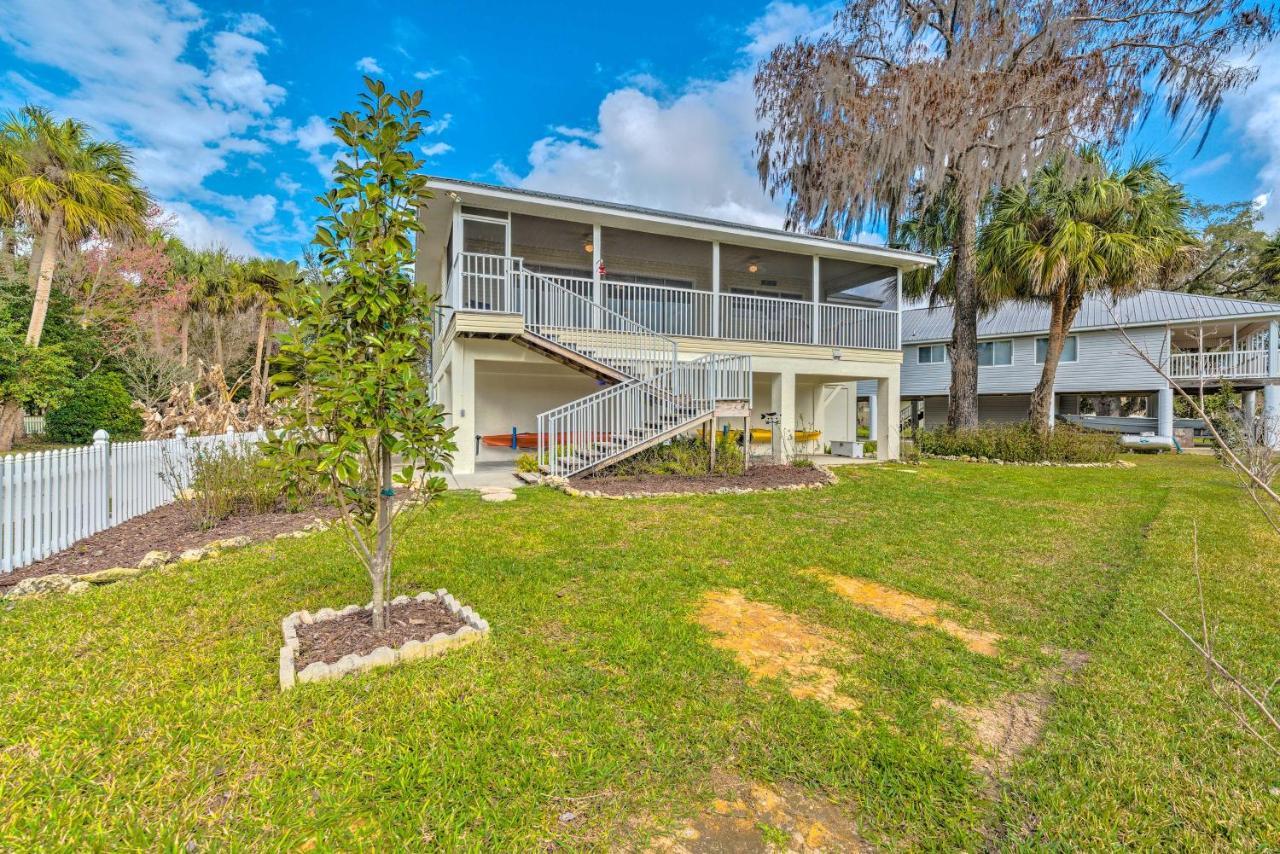 Withlacoochee River House With Dock And Kayaks! Yankeetown المظهر الخارجي الصورة
